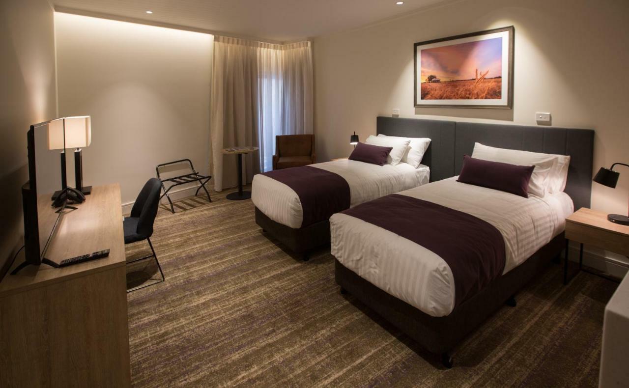 Porter'S Plainland Hotel Eksteriør billede